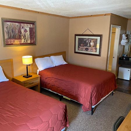 Whitney Portal Hotel And Hostel Lone Pine Buitenkant foto
