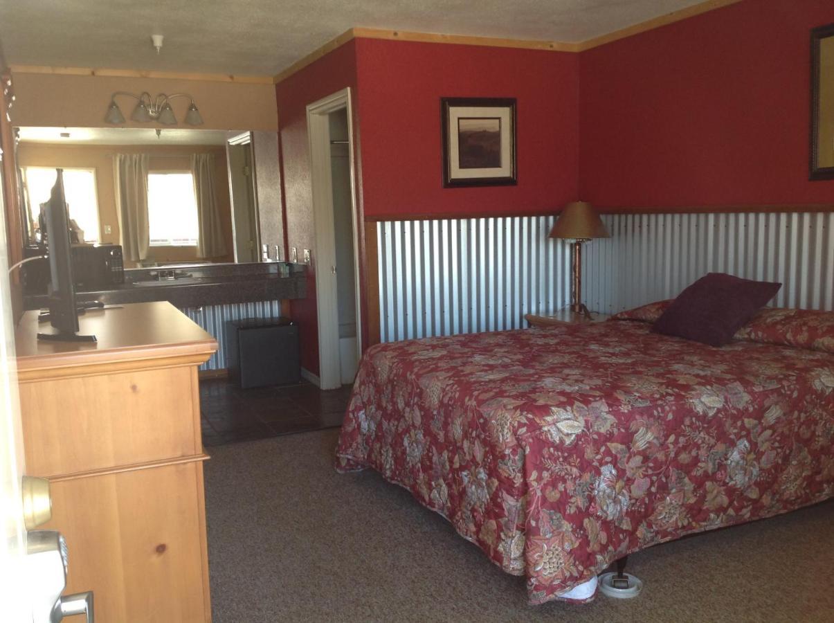 Whitney Portal Hotel And Hostel Lone Pine Buitenkant foto