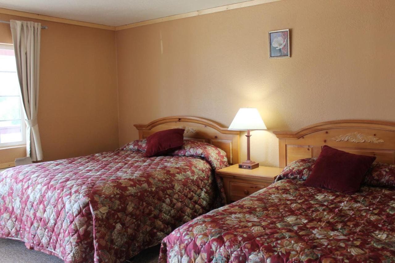 Whitney Portal Hotel And Hostel Lone Pine Buitenkant foto