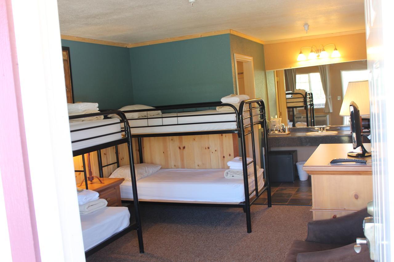 Whitney Portal Hotel And Hostel Lone Pine Buitenkant foto