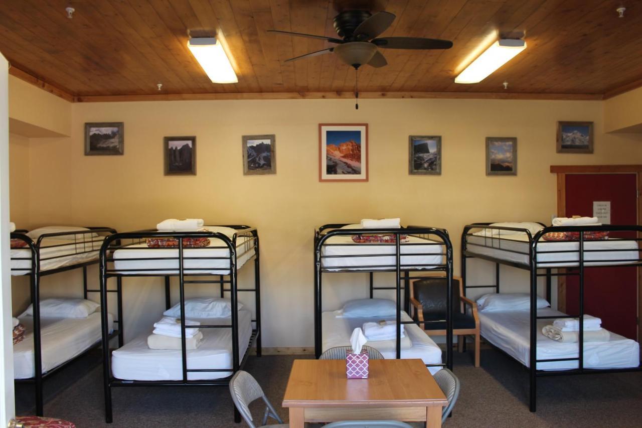 Whitney Portal Hotel And Hostel Lone Pine Kamer foto
